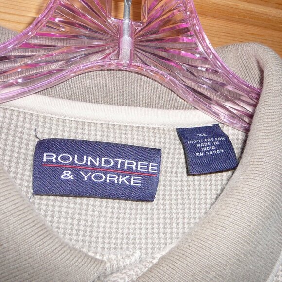 Roundtree & Yorke Mens Shirt Size XL Long Sleeve Polo Shirt Beige - Picture 3 of 4